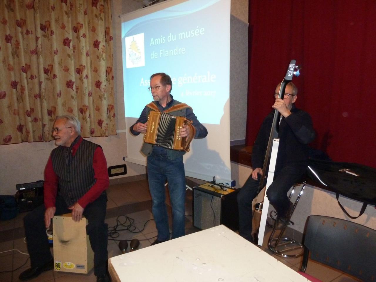 Animation musicale par l'ensemble Teugje Bier